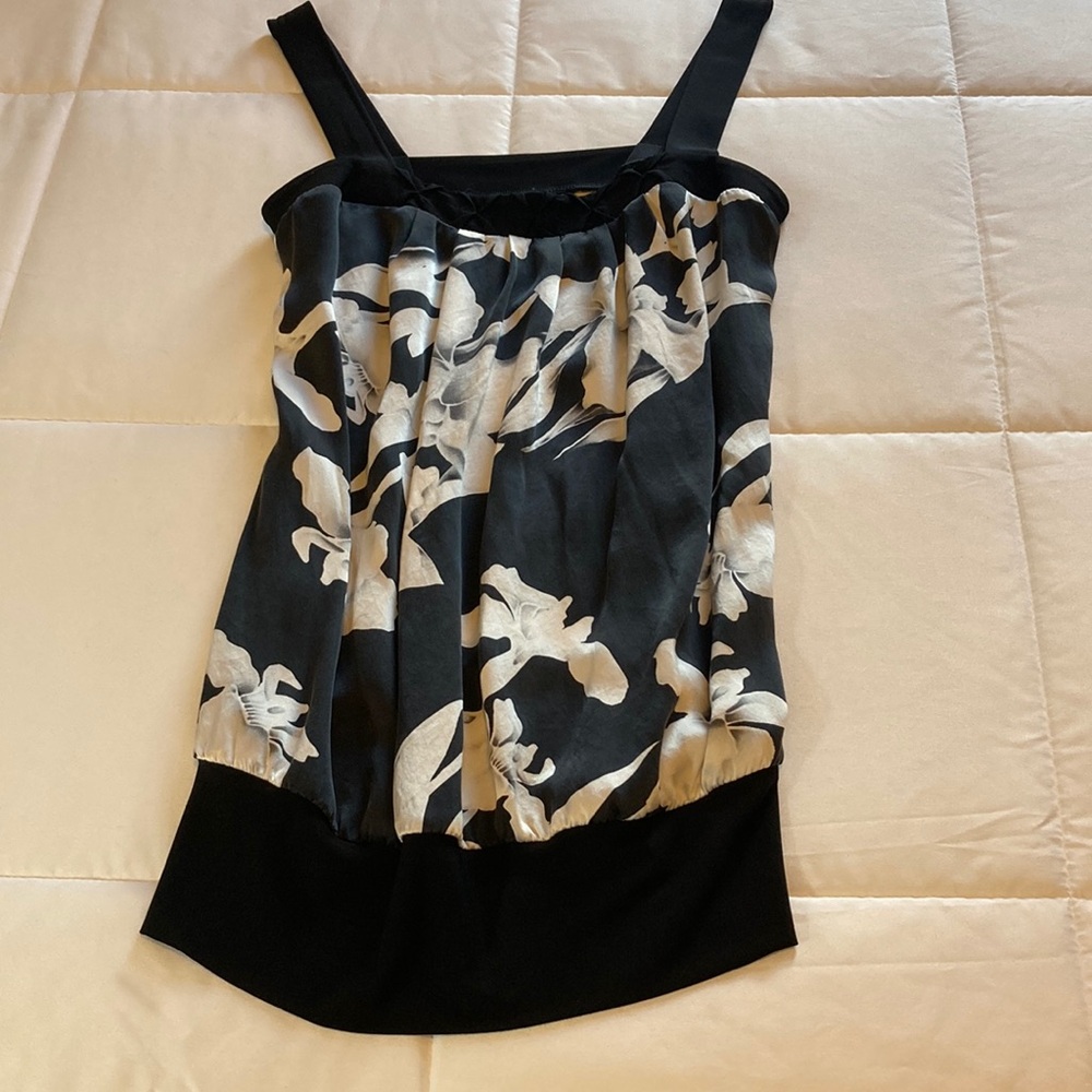 Silk tank top. Size XS.